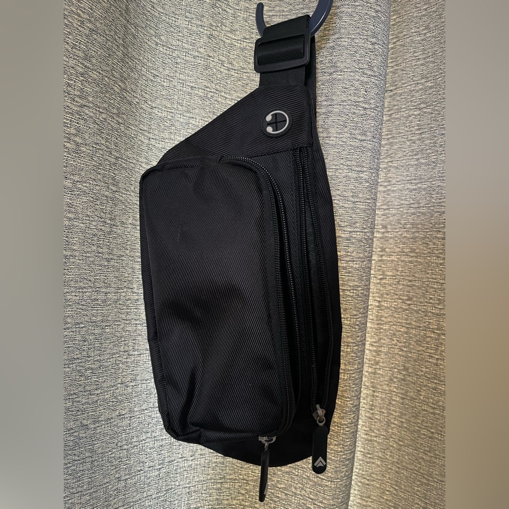 Fanny pack